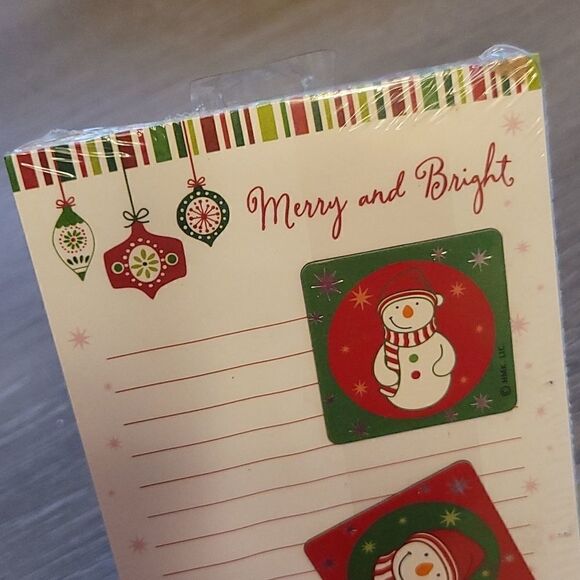 Magnetic Christmas Winter Holiday Note Pad - Picture 3 of 6